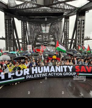 प्यालेस्टाइनमा युद्ध रोक्न आइतबार सिड्नी हार्बर ब्रिजमा दश हजार समर्थक प्रदर्शनमा उत्रिए