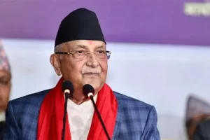 गुण्डुबाट विशेष सम्बोधन गर्दै एमाले अध्यक्ष ओली