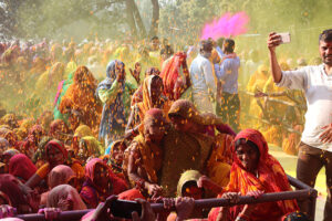 तराई-मधेशका जिल्लाहरूमा होलीको सार्वजनिक बिदा